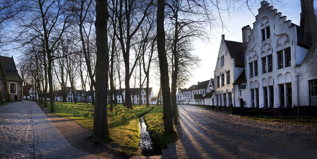 Guesthouse Dijver - Serene Escape In The Heart Of Historic บรูจส์ ห้อง รูปภาพ