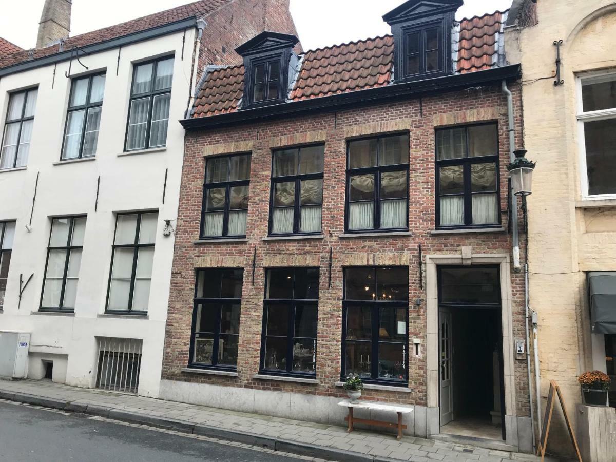 Guesthouse Dijver - Serene Escape In The Heart Of Historic บรูจส์ ภายนอก รูปภาพ